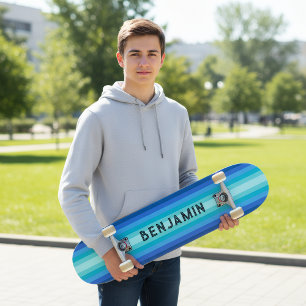 Blåövertonad strimlad Skateboard med Namn