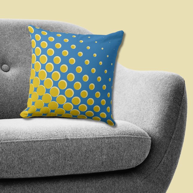 Blårasterpunkter för geometrisk Gult Kudde (Geometric Yellow Blue Halftone Dots Throw Pillow)