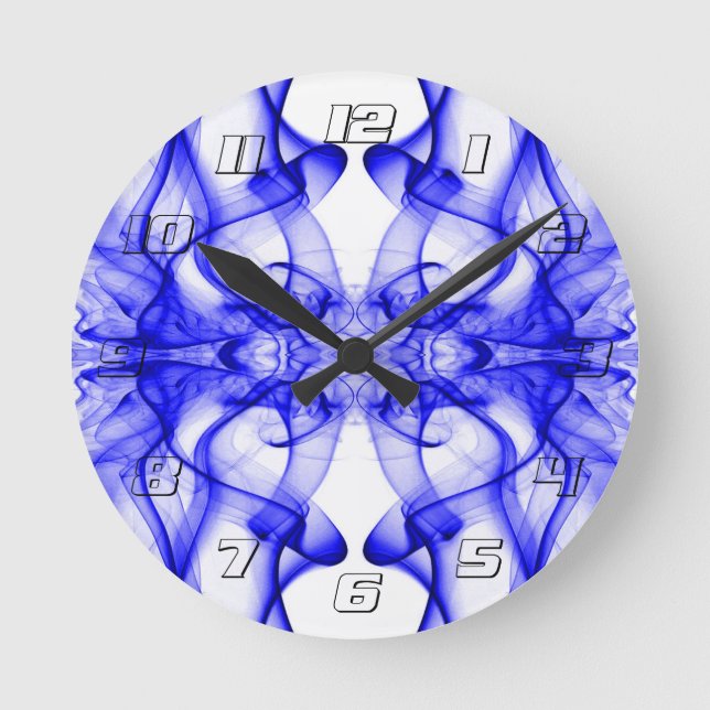 Blårök på vitt med siffror rund klocka (Framsida)