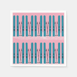 Blåskal på bakgrunden snö och rosa pappersservett