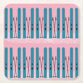 Blåskal på bakgrunden snö och rosa underlägg papper kvadrat