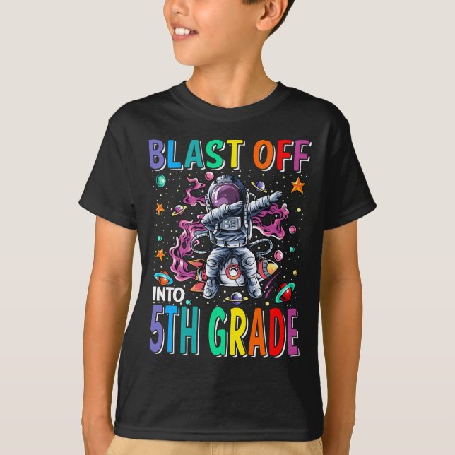 Blast av till 5:e Klass-raketen Back to school T Shirt (Framsida)