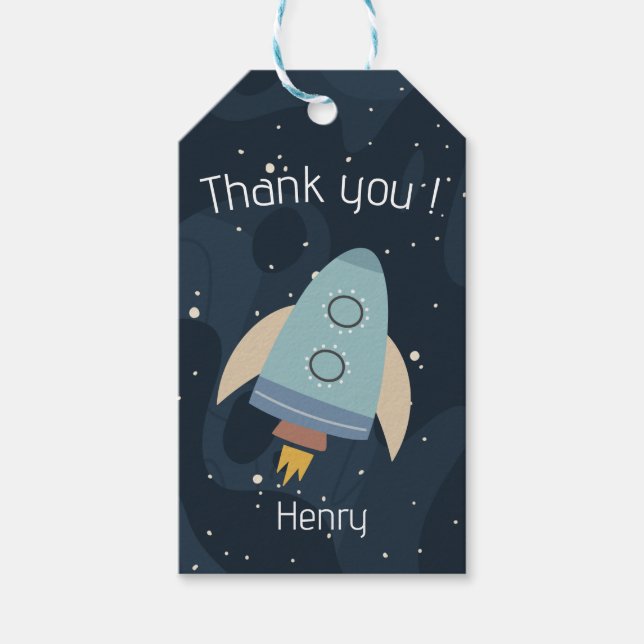Blast Off First Resa runt Sol Första födelsedag Presentetikett (Framsidan)