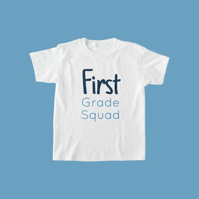 Blåtextens första Klass-fyrkantsskuggor T Shirt (Skapare uppladdad)