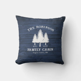 Blåträdsutskrift av Rustic Land Family Cabin Träd  Kudde