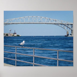 Blått bevattnar överbryggar, port Huron, MI Poster
