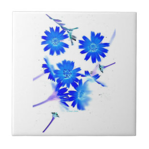 Blått colorized spridd design för vild blommor kakelplatta