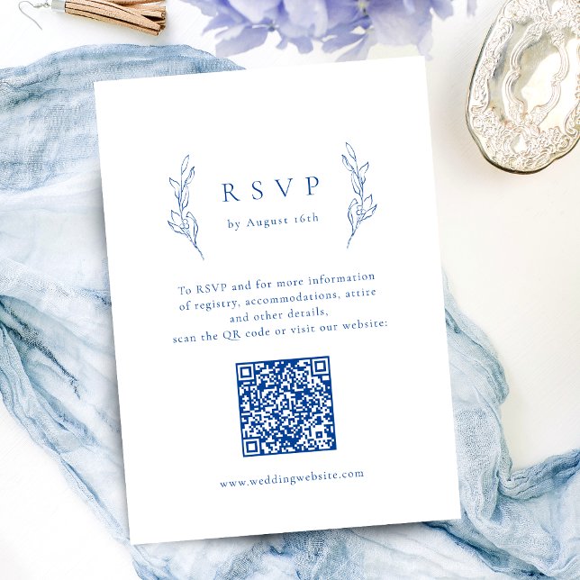Blått enkelt elegant botaniskt QR-nummer bröllop OSA Kort (Blue simple elegance botanical QR code wedding RSVP Card)