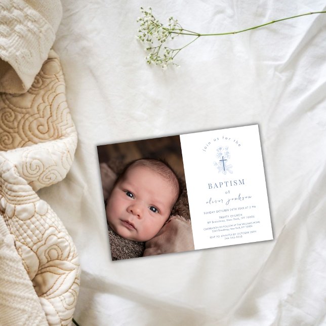 Blått, enkelt Flower Kor Boy Photo Baptism Inbjudningar (Blue Simple Flower Cross Boy Photo Baptism Invitation)