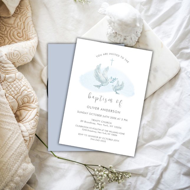 Blått enkelt vattendjup Bird Dove Kor Boy Baptism Inbjudningar (Blue Simple Watercolor Bird Dove Cross Boy Baptism Invitation)