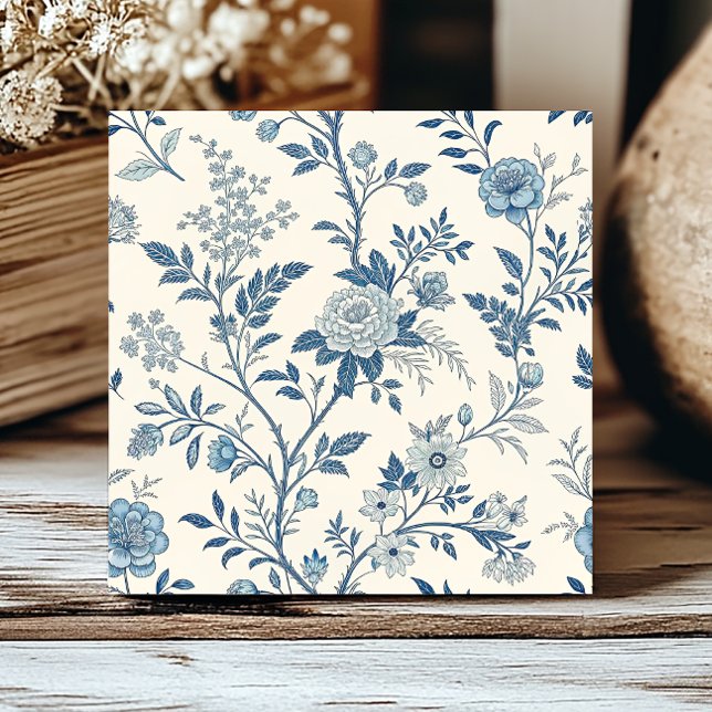 Blått franskt blommönster Toile de Jouy-mönster  Kakelplatta (Skapare uppladdad)