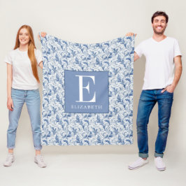 Blått franskt land toile-mönster monogram fleecefilt