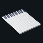 Blått Gingham-kontrollplattor (Gingham Check Play) Anteckningsblock<br><div class="desc">Den moderna sommartrenden,  picknic gingham plaid tartan mönster i marinblått och vitt färg.</div>
