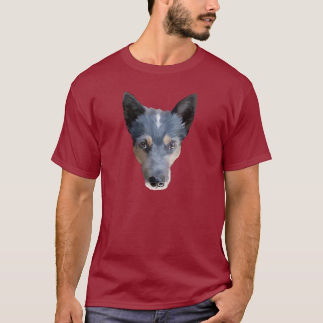 Blått Heeler/australiensiskt nötkreatur förföljer T Shirt (Framsida)
