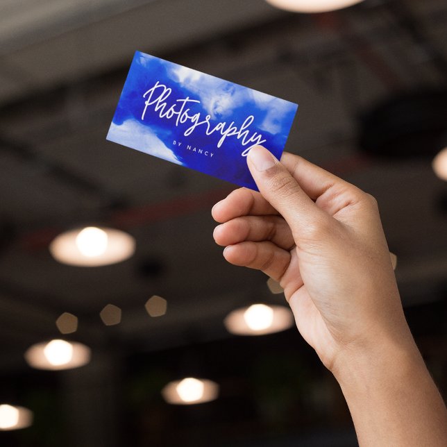 Blått nyonfotofotografiskt skript visitkort (Skapare uppladdad)