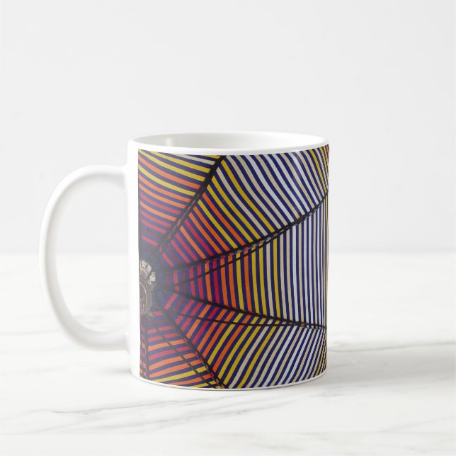Blått och flerfärgat paraply kaffemugg (Vänster)