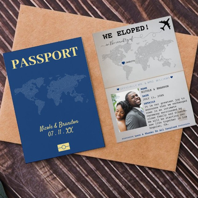 Blått och Gult Passport Elope Bröllop Meddelande (Blue & Yellow Passport Eloped Wedding Announcement)