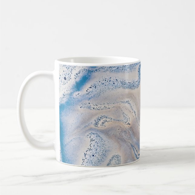 Blått och vitt flytande konst kaffemugg (Vänster)