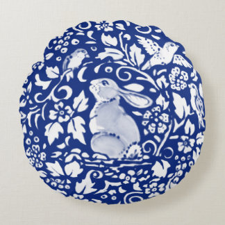 Blått och vitt kaninpräglat Se runt fyllning Rund Kudde