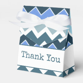 Blått och vitt mönster presentaskar