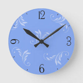 Blått på blå rund klocka