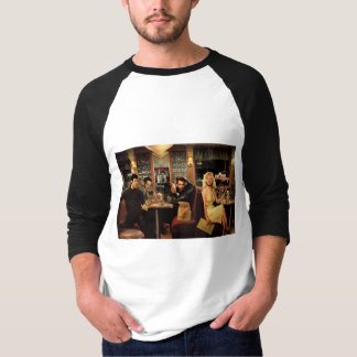 Blått pläterar tee shirt