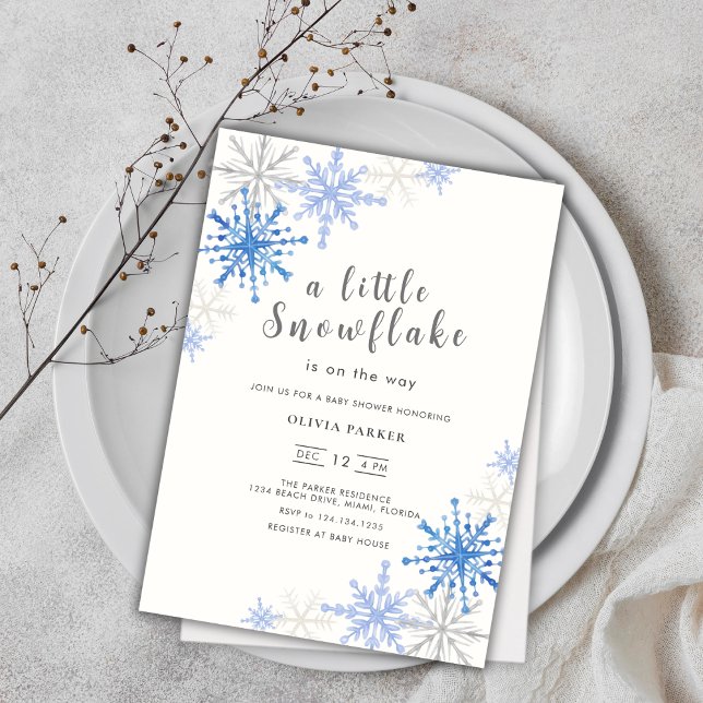 Blått Snöflingor, inbjudan till babyn för vinterbe (Blue Snowflakes Winter Baby Shower Invitation)