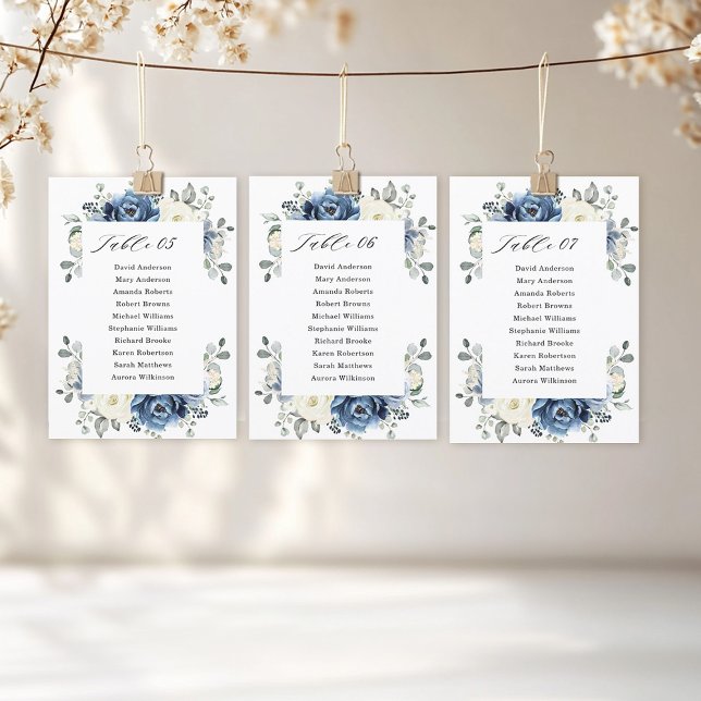 Blått vykort för champagne i Elfenbenskusten (Dusty Blue Navy Champagne Ivory Seating Chart card)