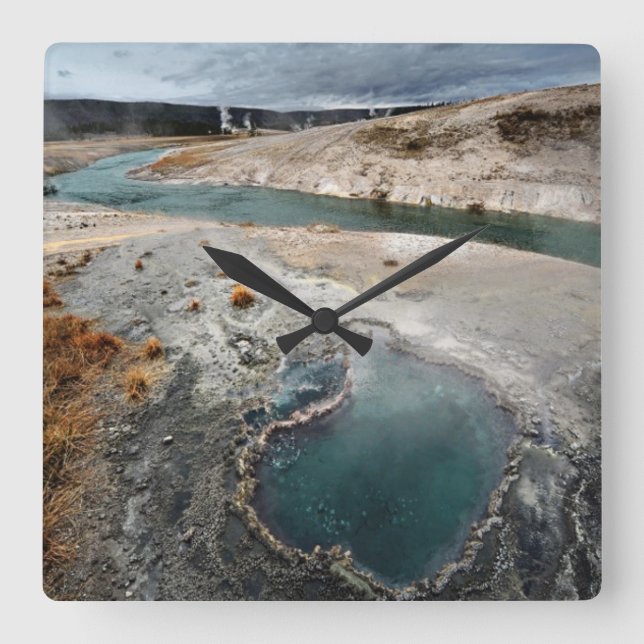 Blåtthål Fyrkantig Klocka (Framsida)