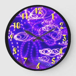 Blåttlilaljus i rörelse stor klocka