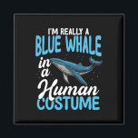 Blåval i humankostum funny magnet<br><div class="desc">Blåval i humankostum funny</div>