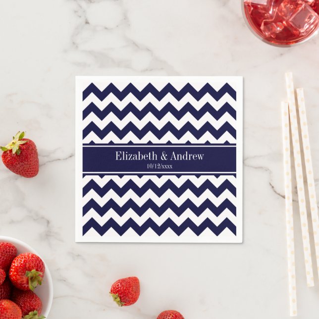 Blåvit Chevron Navy Namn Monogram Pappersservett (Insitu)