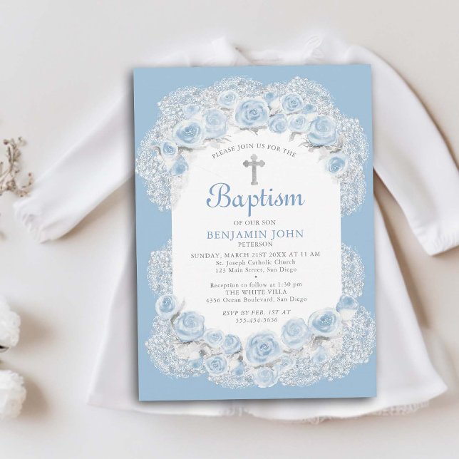 Blåvit Elegant Baptism i ro Baby Inbjudningar (boy baby baptism invitation christening elegant classy floral frame roses babys breath religious)