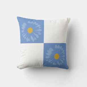 Blåvit och vit fyllning kudde