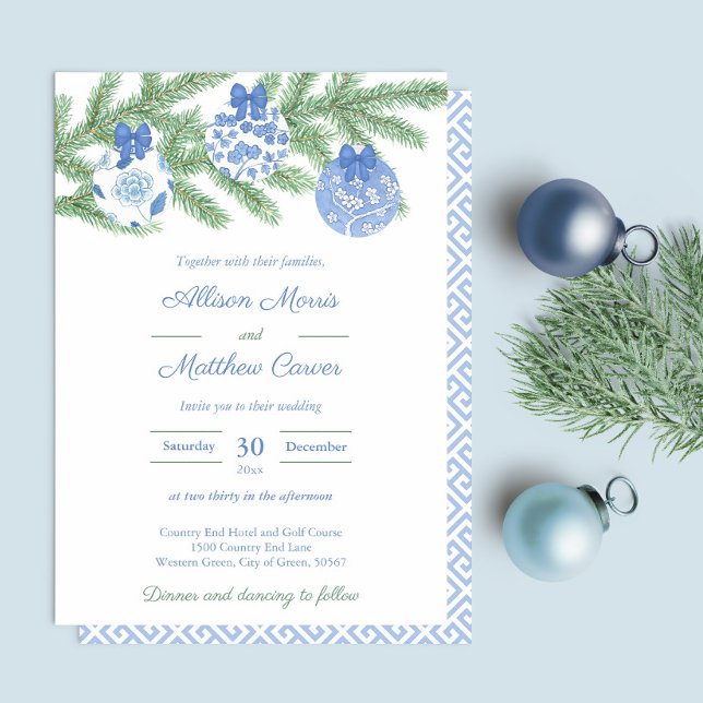 Blåvita prydnadsföremål Fir Träd Helgdagar Bröllop Inbjudningar (Blue and white chinoiserie ornaments on fir tree branch wedding invitation design)