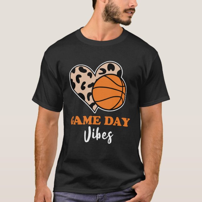 Bleached Basketball Game Vibes Basketball Mom Game T Shirt (Framsida)