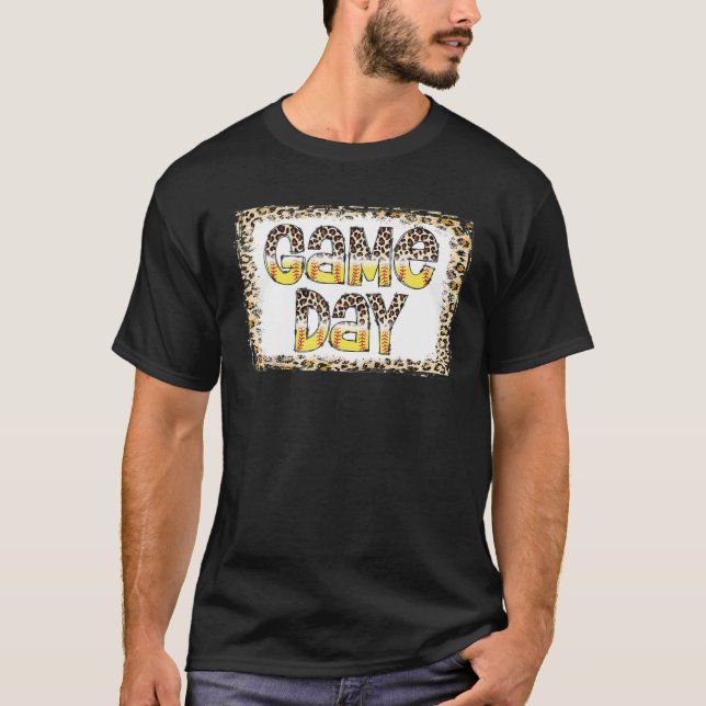 Bleached Leopard Softball Game Day Vibes Softball T Shirt (Framsida)
