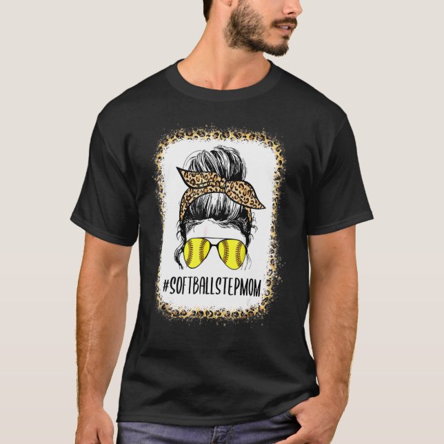 Bleached Softball Stepmamma Life Leopard Messy Bun T Shirt (Framsida)