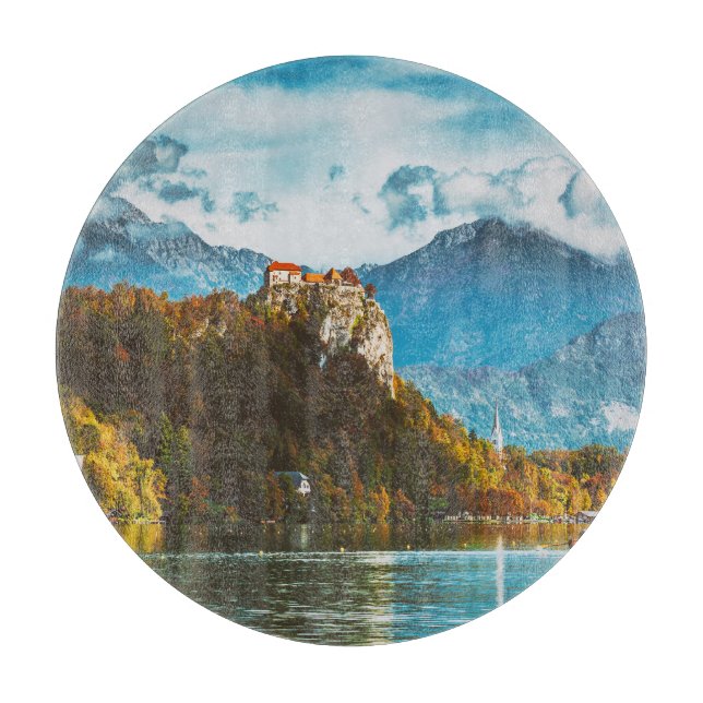 Bled Castle: slovenska Cliff Overlook. (Framsidan)