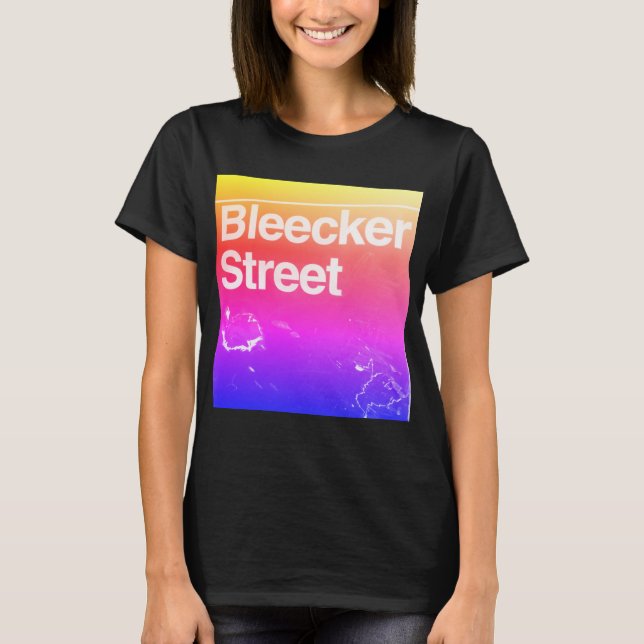 Bleecker Street, Greenwich Village, Manhattan NYC T Shirt (Framsida)