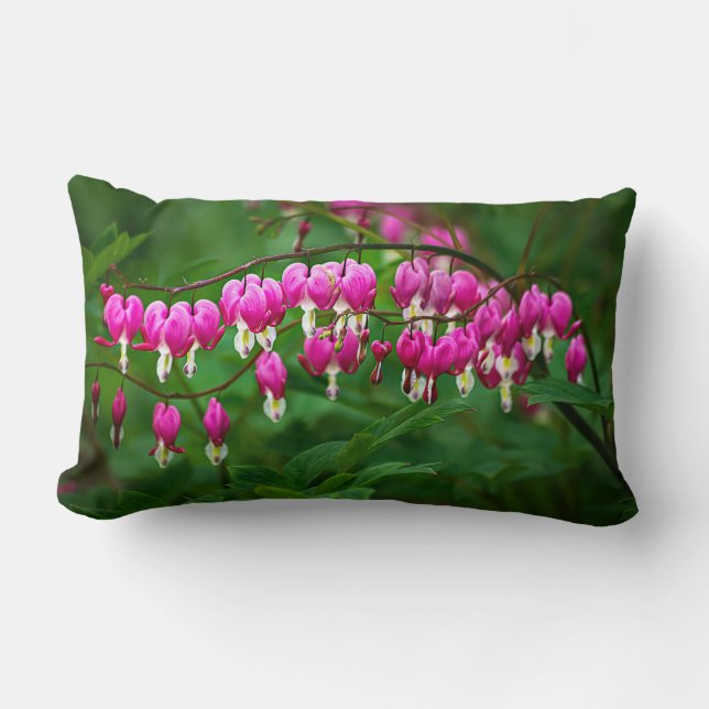 Bleeding Heart flower Lumbarkudde (Framsida)