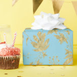 Blek Blå och Guld Färgad växter och Löv Presentpapper<br><div class="desc">Ett vackert presentbyte i Blek Blue med växter,  löv och bär från färgaden Guld</div>