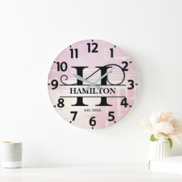 Blek Lavender Distress H Monogram Stor Klocka