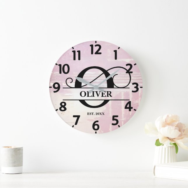 Blek Lavender Distress O Monogram Stor Klocka (Hem)