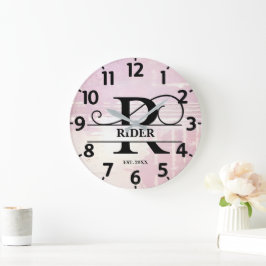 Blek Lavender Distress R Monogram Stor Klocka