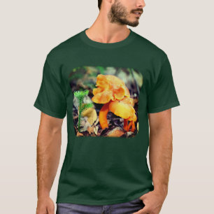 Blek Orange Vild Svampar Natur T Shirt