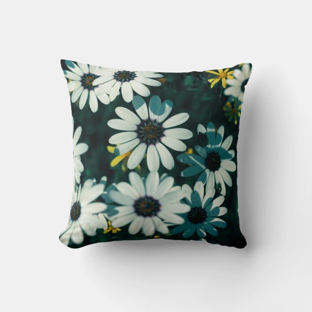 Blek Pastel Namaqualand Flowers Pillow Cushion Kudde (Framsida)