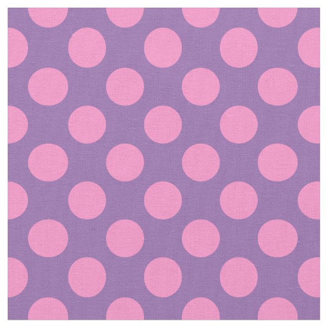 Bleka lilor med rosa polka dots tyg (Närbild)
