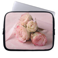 bleka ro på rosor virvlar runt laptop sleeve