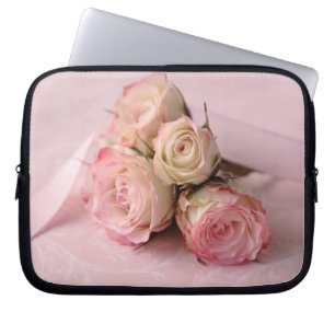 bleka ro på rosor virvlar runt laptop sleeve